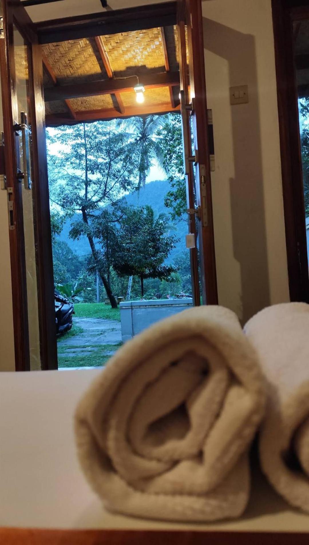 Jepun Homestay Lemukih Singaraja Exterior foto